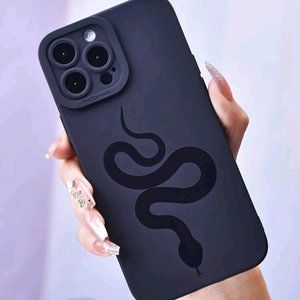 Snake Case For iPhone 14 + FREE Glass Protector